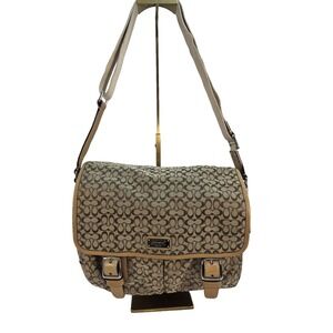 Coach Signature Messenger Shoulder Crossbody bag E1069-F70283
